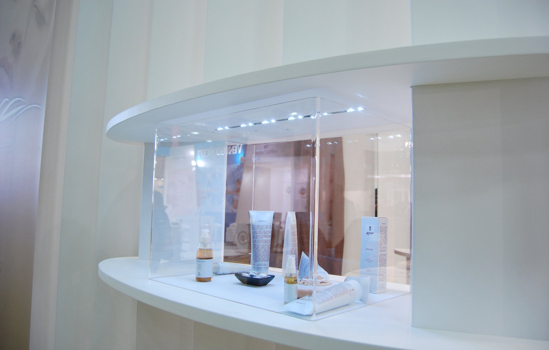 beauty-cosmoprof-wellness-stand-3